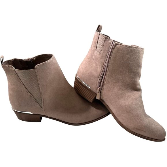 Torrid Boots Womens Size 11.5  Taupe Ankle Booties Side Zip Faux Suede Low Heel - Picture 1 of 7